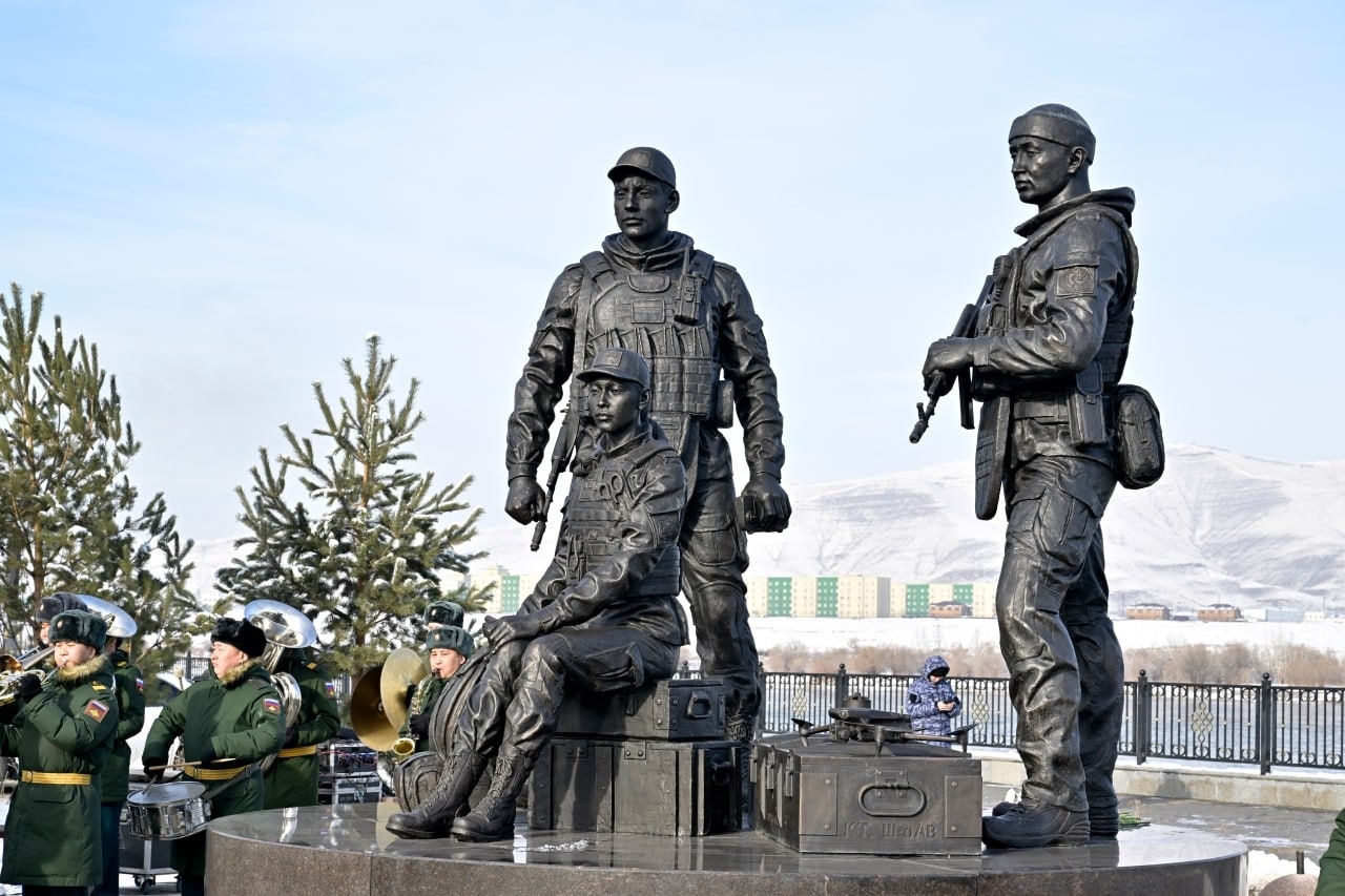 ️День защитника Отечества в России